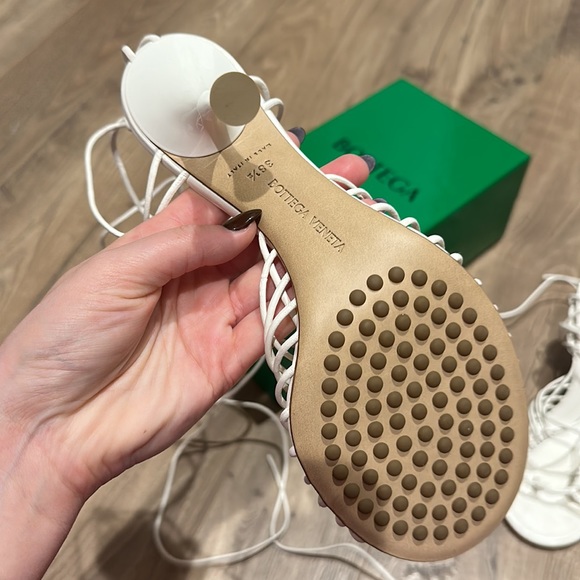 Bottega Veneta Dot Lace Up Sandals - Picture 8 of 10